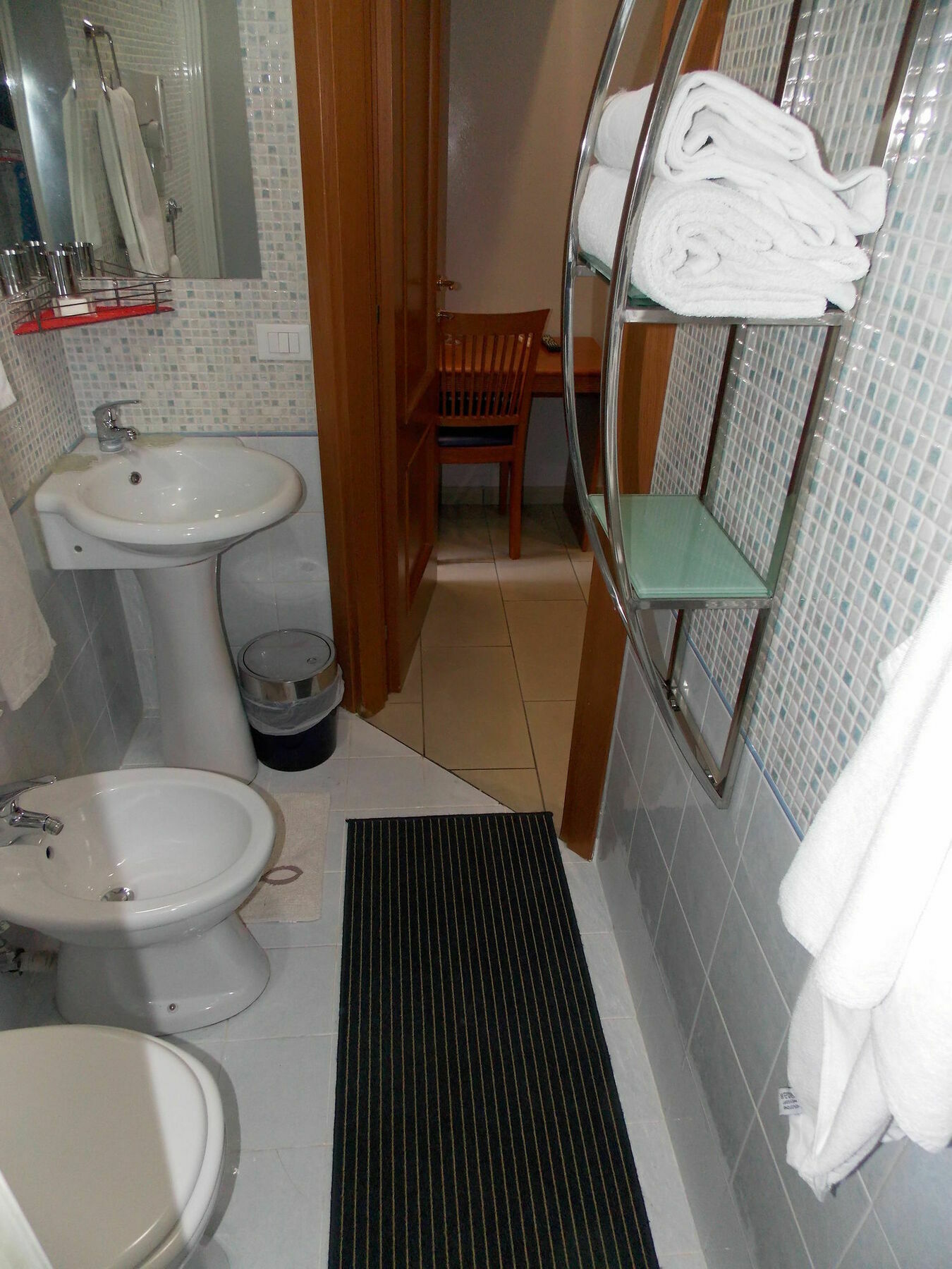 Отель Domus Roxy Рим Экстерьер фото
